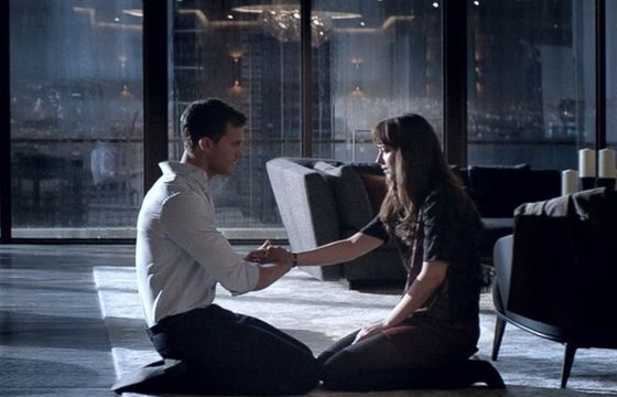 10 lutego 2017 roku premiera filmu "Ciemniejsza strona Greya"