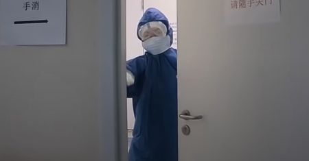Zaraza wróci? W Wuhan strach. "Sukces w środku horroru"