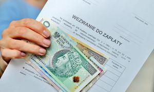 Powiat tonie w długach. "Ludzie nie potrafią gospodarować pieniędzmi"