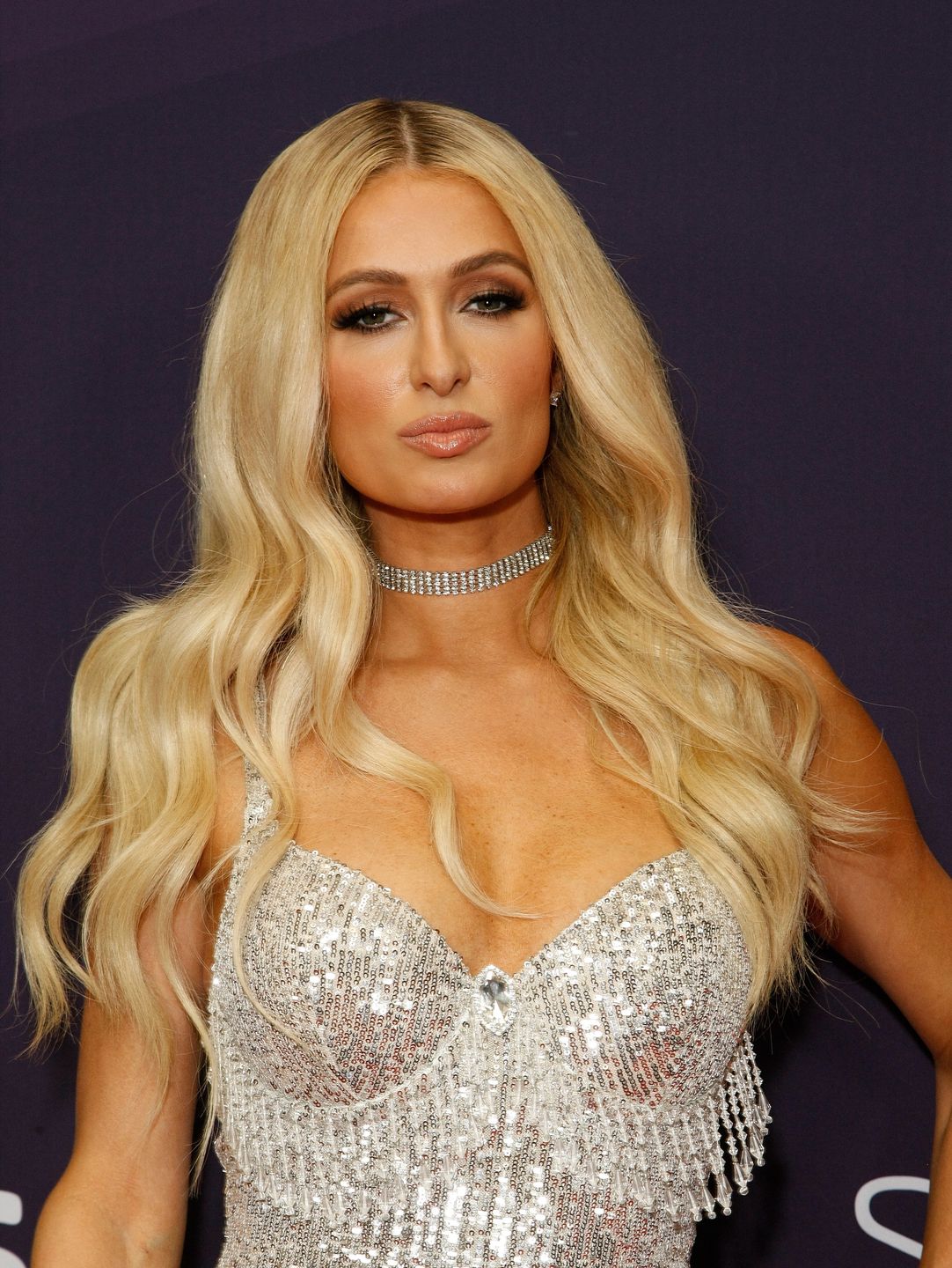 Ghislaine Maxwell chciała zwerbować Paris Hilton dla Jeffreya Epsteina