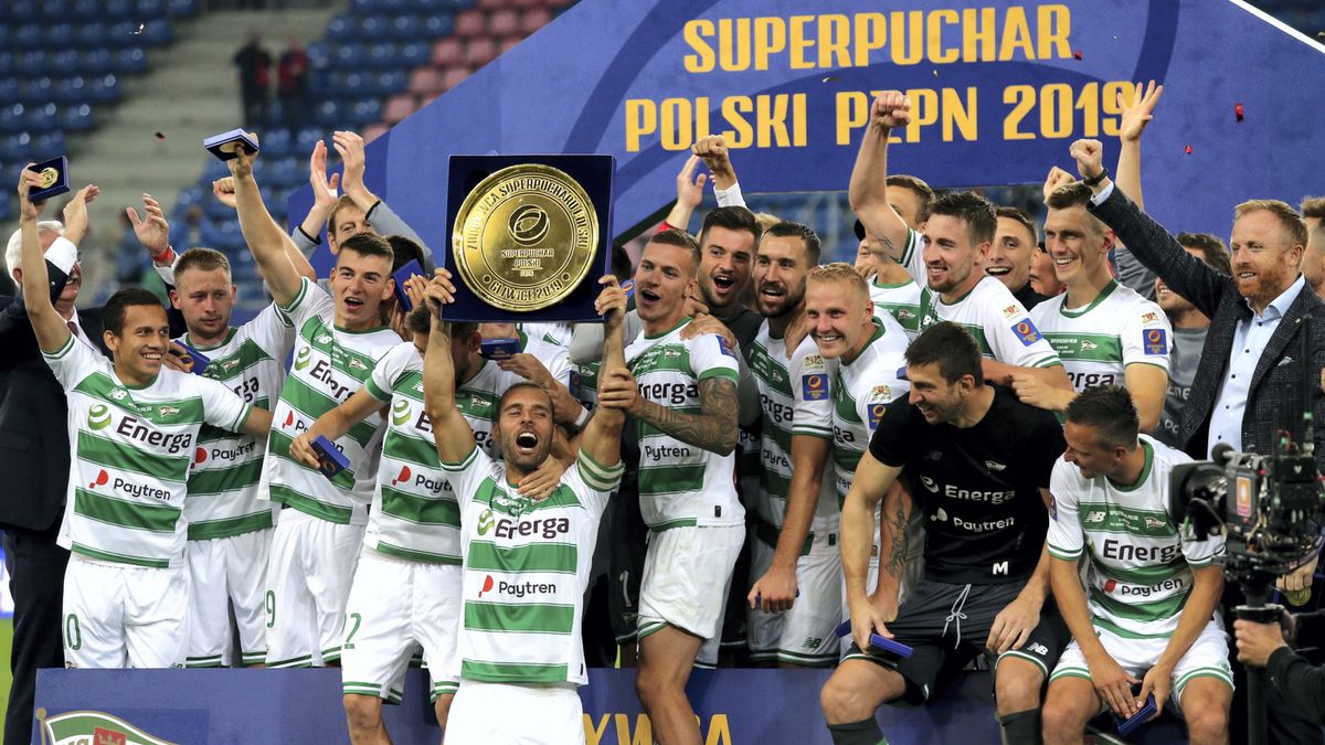 piłkarze Lechii Gdańsk po raz drugi w historii zdobyli Superpuchar Polski