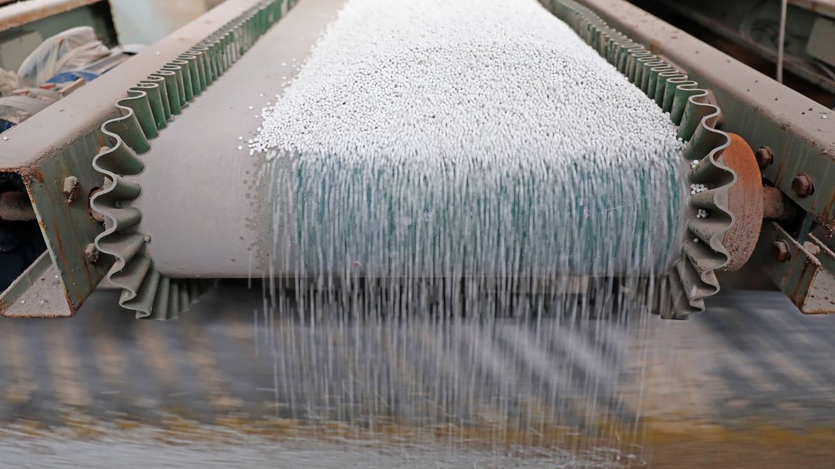 Produkcja nawozu - zdjęcie ilustracyjne