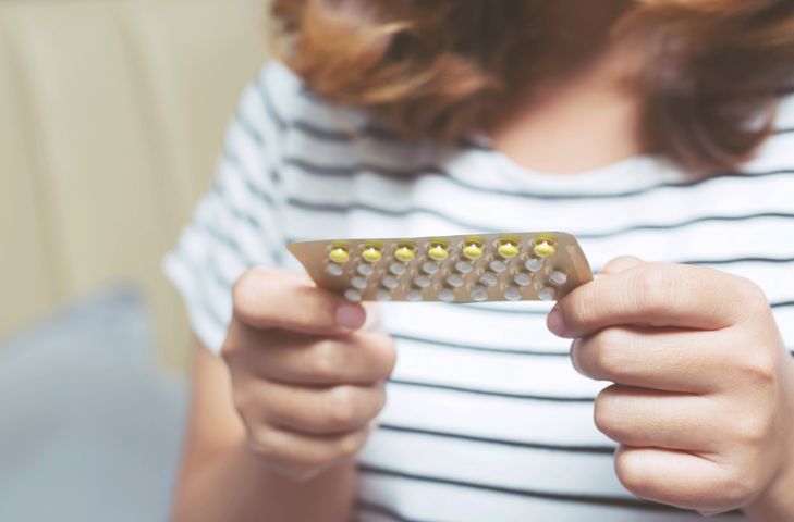 Atywia Daily to jednofazowy doustny środek antykoncepcyjny.