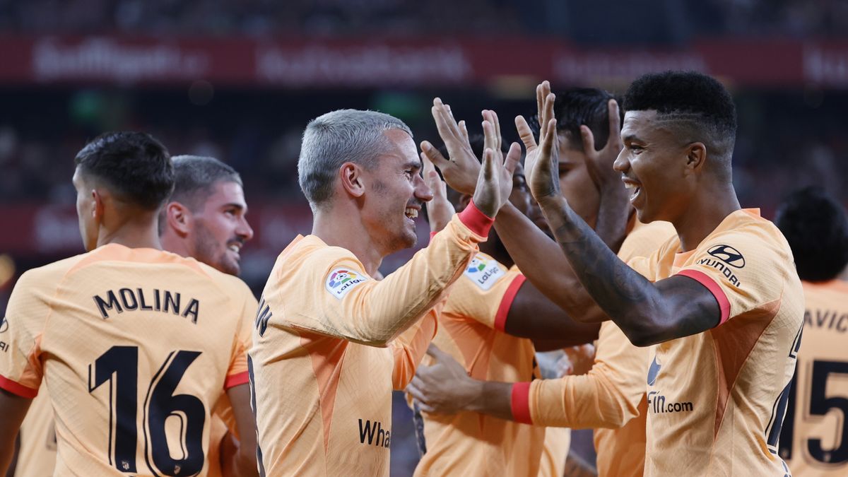 PAP/EPA / Luis Tejido / Na zdjęciu: radość piłkarzy Atletico Madryt