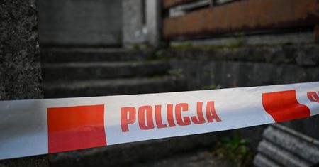 Zwłoki małżeństwa w hotelu. Media podają, co leżało obok ciał