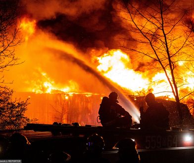Pożar hałdy odpadów w Rawiczu. 150 strażaków na miejscu