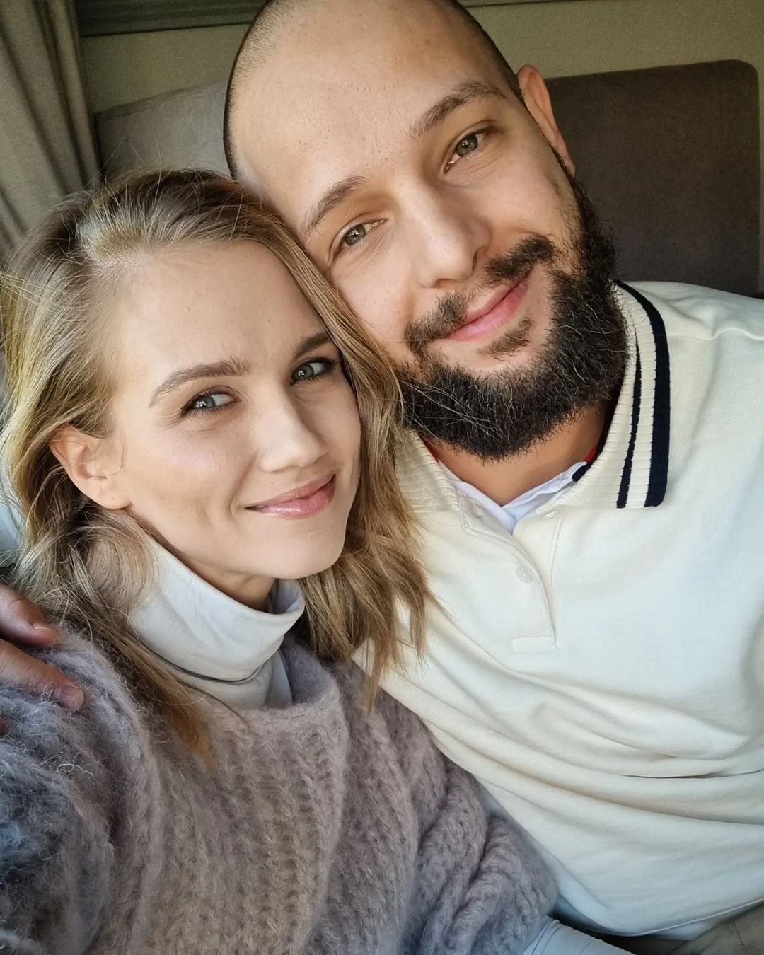 Agnieszka Kaczorowska i Maciej Pela uskuteczniają amory w sieci