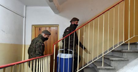 Druga fala pandemii poważnym zagrożeniem dla zdrowia psychicznego Polaków