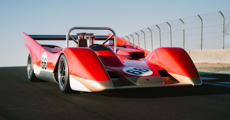 Lotus Type 66 wygląda jak wyścigówka z epoki. Jest zupełnie nowy i trafi do sprzedaży