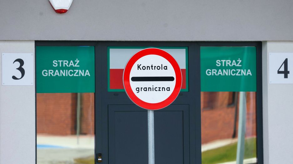 Coraz więcej Ukraińców przekracza granicę