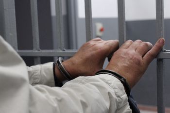 Strzelno: Zapomniał, że ma iść do więzienia. Teraz spędzi rok w odosobnieniu