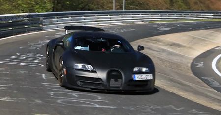 Muł testowy następcy Bugatti Veyrona przyłapany na Nürburgringu [wideo]