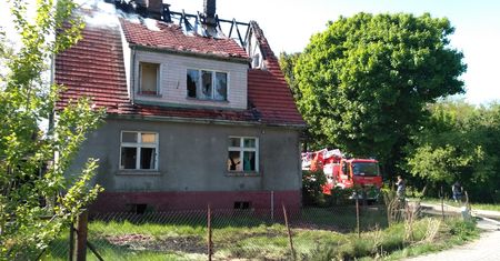Pożar budynku jednorodzinnego