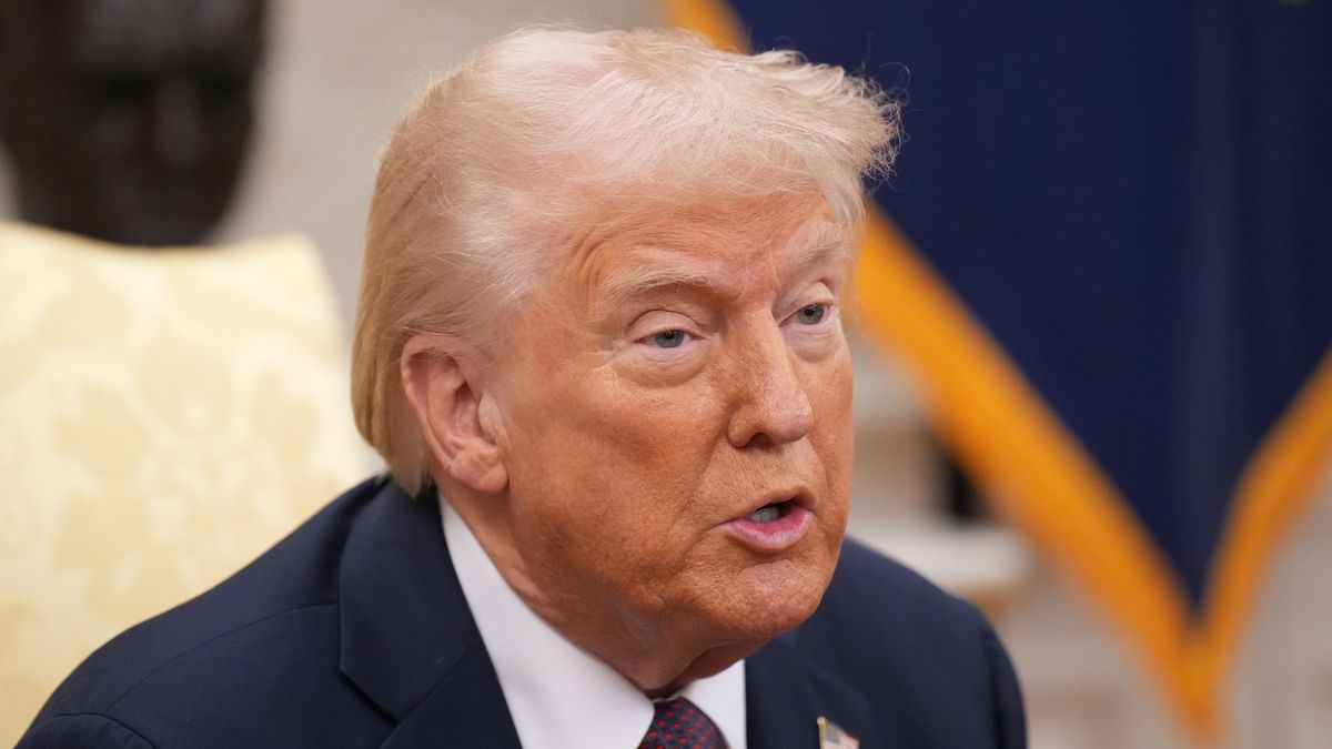 WASHINGTON, DC - FEBRUARY 27: U.S. President Donald Trump delivers remarks during a meeting with British Prime Minister Keir Starmer in the Oval Office at the White House on February 27, 2025 in Washington, DC. Starmer is on his first visit to Washington since President Trump returned to the White House. Starmer's trip comes shortly after he announced an increase in UK defense spending, ostensibly as a signal to Trump that the UK is prepared to bolster Europe's security, and as he aims to broker a fair peace deal for Ukraine amid Trump's warming relations with Russia. (Photo by Andrew Harnik/Getty Images)
