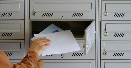 Dostał pismo z ING. Chcą wiedzieć, skąd ma pieniądze. Bank odpowiada: mamy taki obowiązek