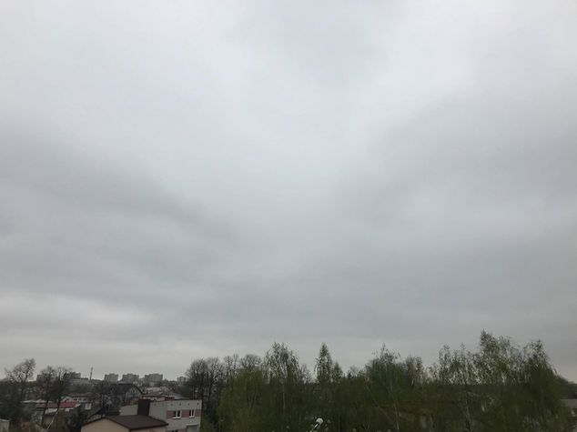 Tak aktualnie wygląda niebo nad Lublinem (fot. Michał Mielnik)