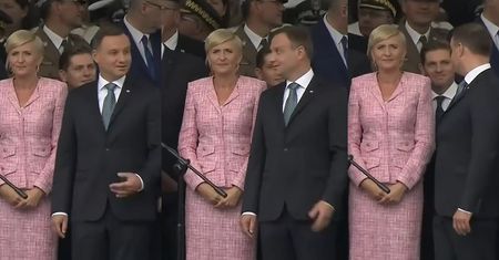 "Zafascynowany" defiladą Duda podczas obchodów święta Wojska Polskiego...