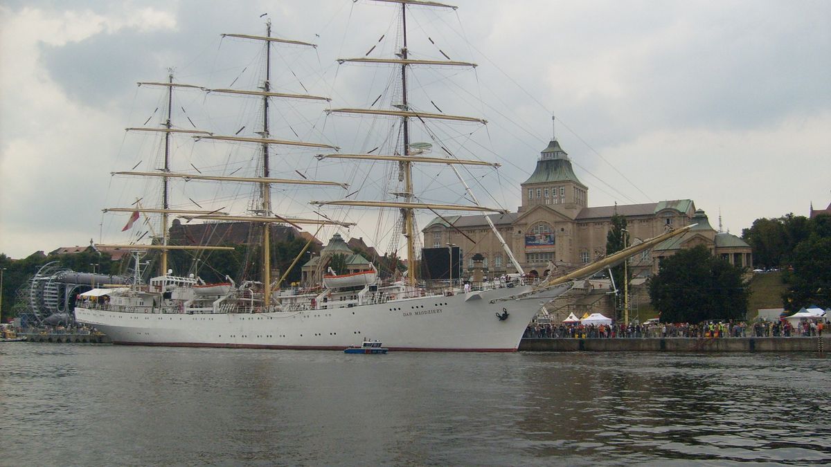 Wybory na statkach wygrałby Rafał Trzaskowski.