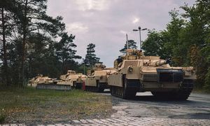 Nie są w NATO. Pomogą Ukrainie finansować amerykańską broń