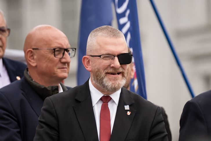 Fundacja Grzegorza Brauna. NIW zawiadomił prokuraturę