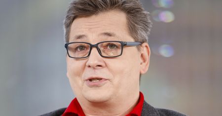 Mikrofon Tomasza Knapika sprzedany dla WOŚP. Kupił go znany wielbiciel