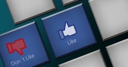 Zanim zaprosisz szefa do znajomych na Facebooku