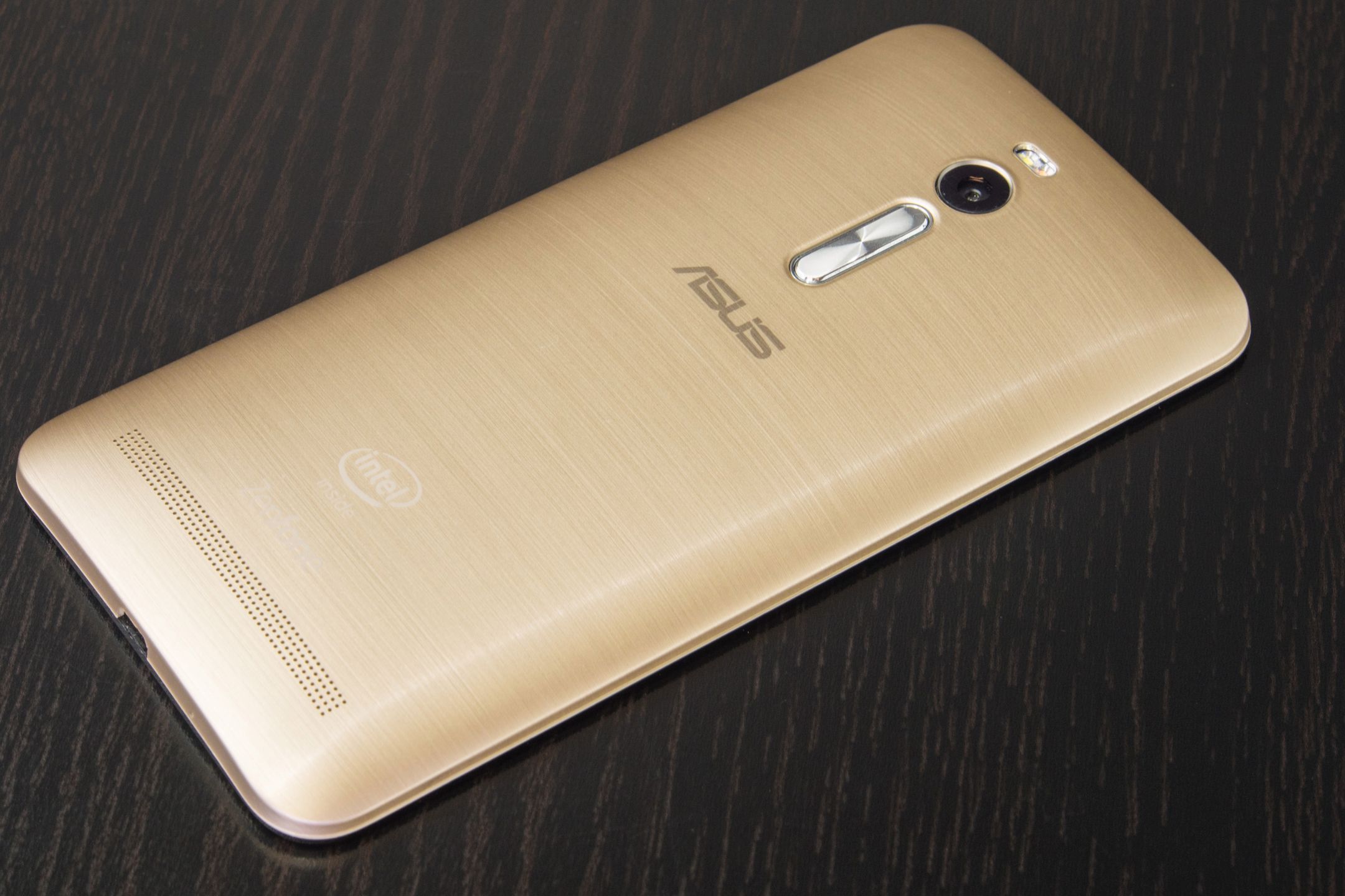 ASUS Zenfone 2 – test smartfonowego złotego strzału w dziesiątkę 5