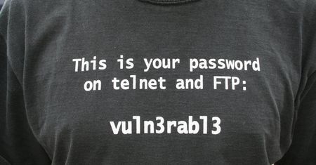 Debian kończy z FTP. Po co dziś komu protokół z lat siedemdziesiątych?
