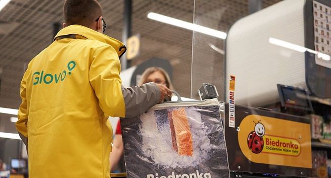 Biedronka wprowadza e-zakupy do kolejnych miast