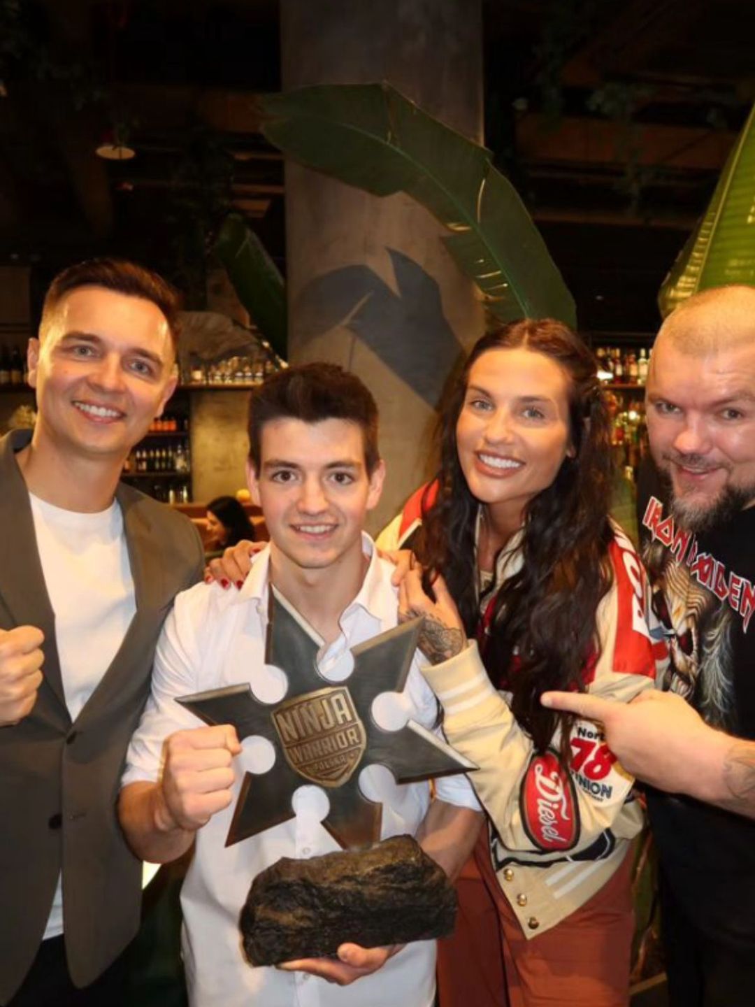 Jan Tatarowicz z ekipą "Ninja Warrior Polska"
