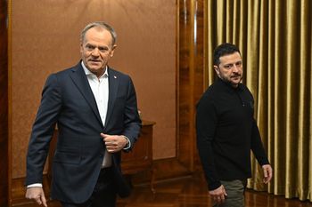Zełenski spotkał się z Tuskiem w Brukseli. W tle napięcia
