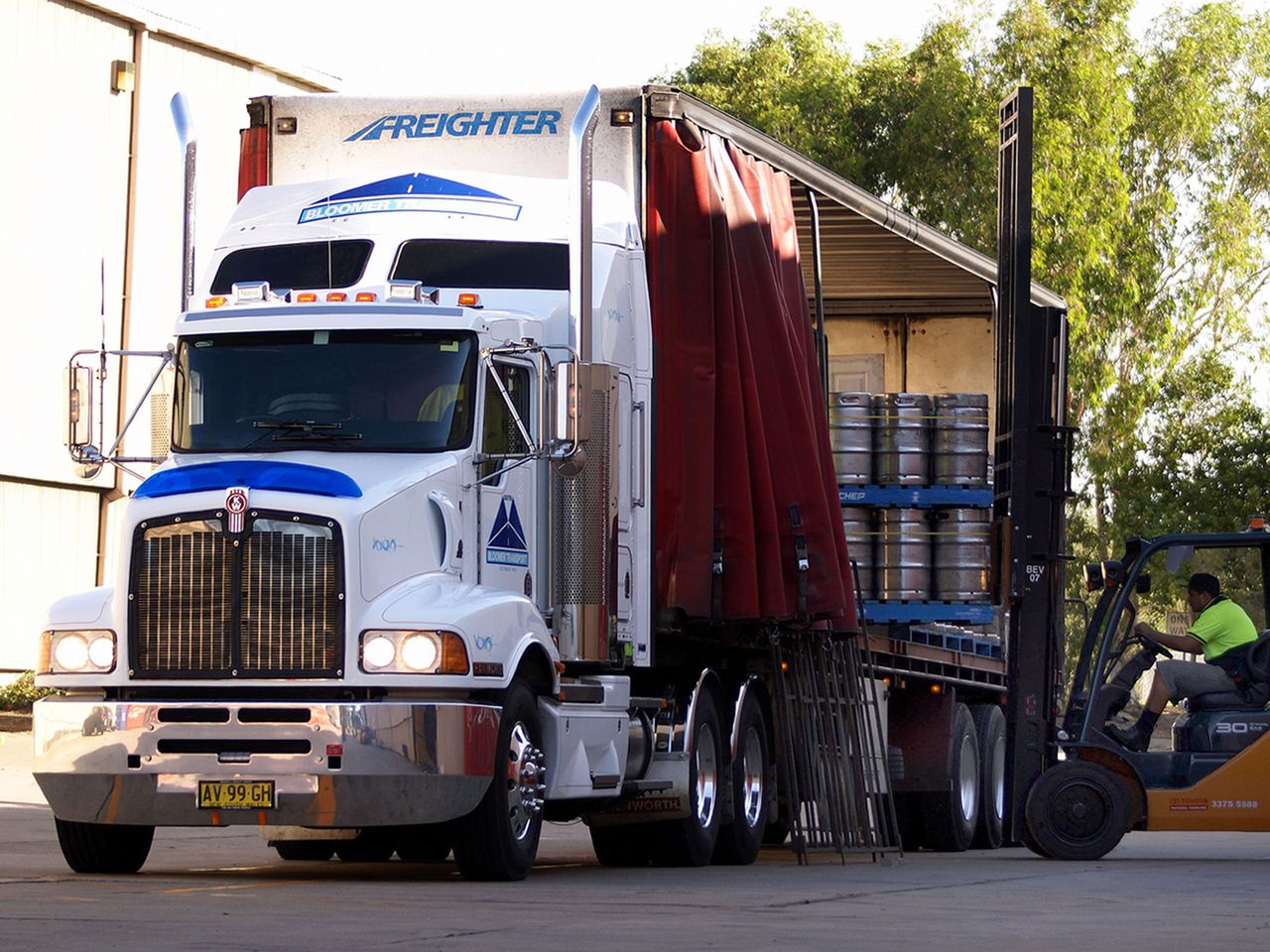 2009 Kenworth T402