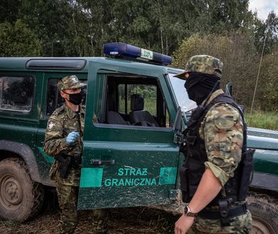 Straż Graniczna zabrała grupę migrantów z lasu poza terenem stanu wyjątkowego