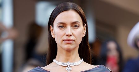 Wzbudziła sensację w Cannes. Irina Shayk sporo odsłoniła