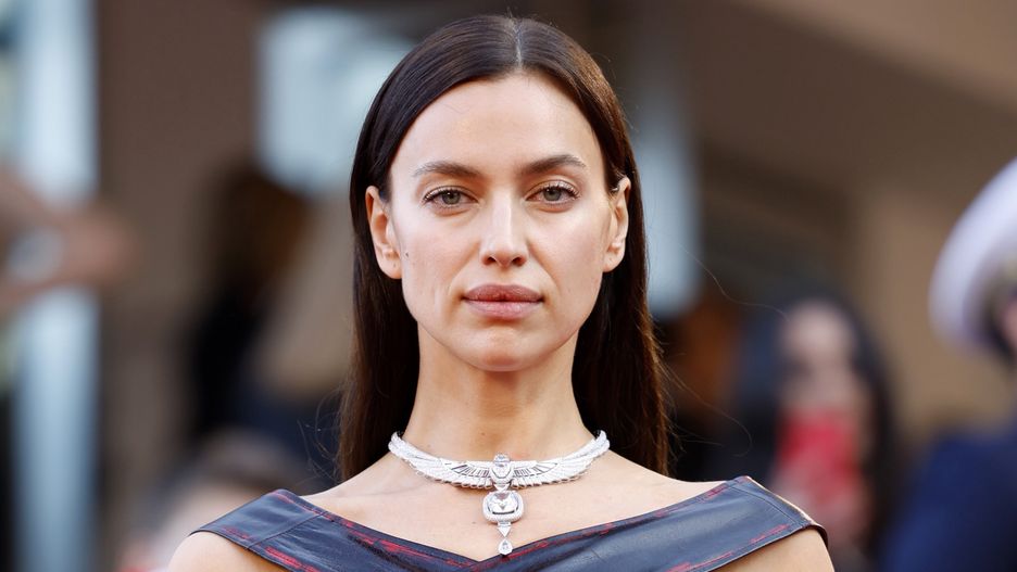 Irina Shayk na czerwonym dywanie w Cannes