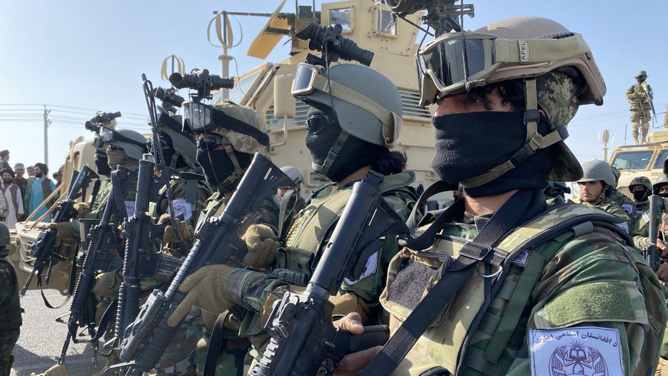 KANDAHAR, AFGHANISTAN - NOVEMBER 8: Taliban holds a military parade with equipment captured from U.S. army in Kandahar, Afghanistan on November 8, 2021. (Photo by Murteza Khaliqi/Anadolu Agency via Getty Images)