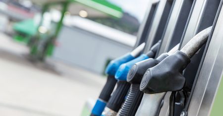Chiny wprowadzają limity. W części kraju nie można dostać paliwa