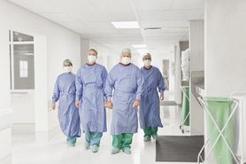 Raport: sytuacja w polskich szpitalach. Wszędzie brakuje środków ochrony osobistej