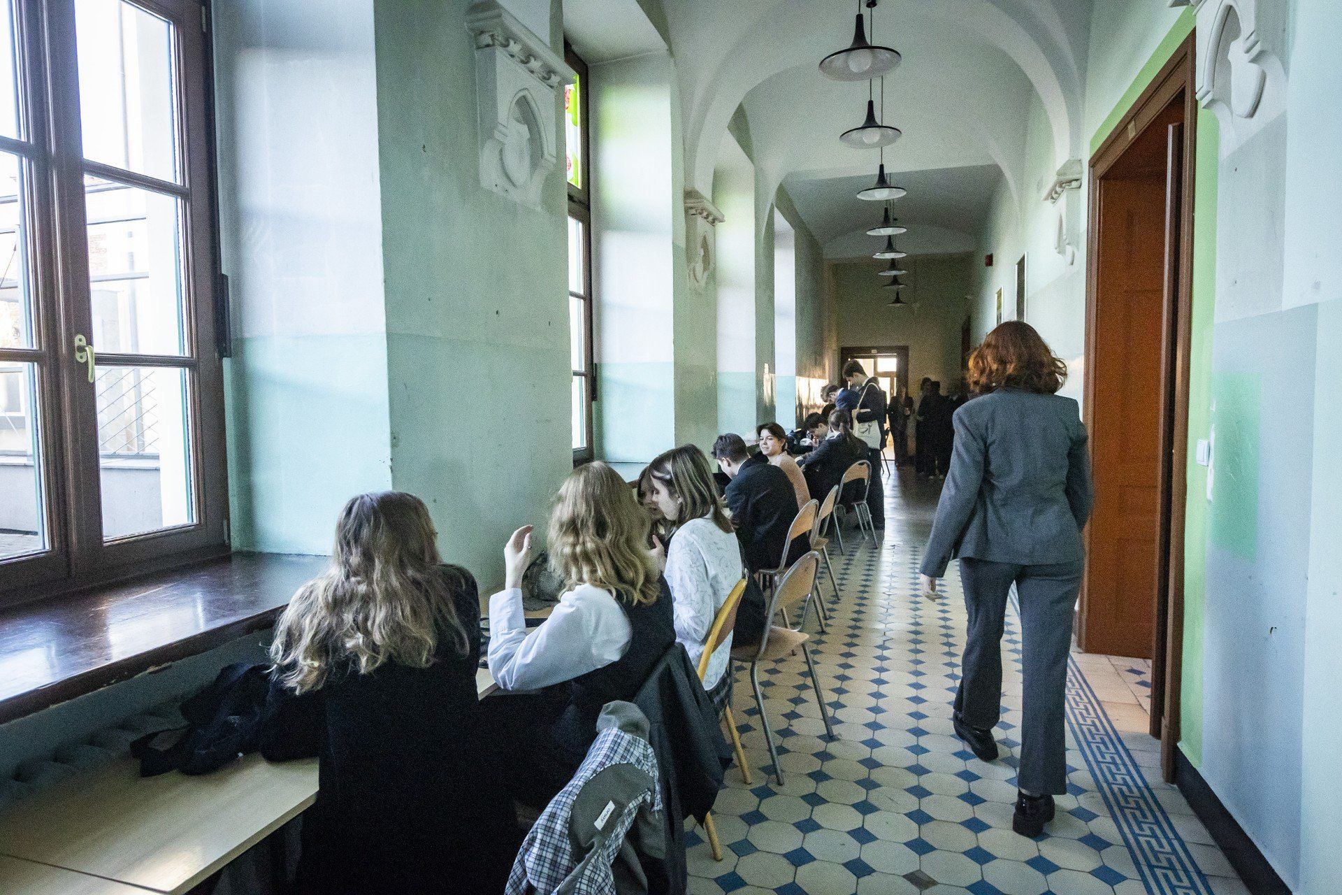 VI Liceum Ogólnokształcące im. Adama Mickiewicza (ul. Wąska 7)