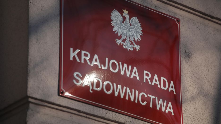 tabliczka informacyjna
Warszawa, 17.01.2024. Siedziba Krajowej Rady S�downictwa w Warszawie, 17 bm. (az/doro) PAP/Albert Zawada
Albert Zawada
budynek, Krajowa Rada S�downictwa, KRS, siedziba