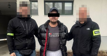 Fałszywy policjant zatrzymany. Wyłudził od seniorki z Lublina 76 tysięcy złotych