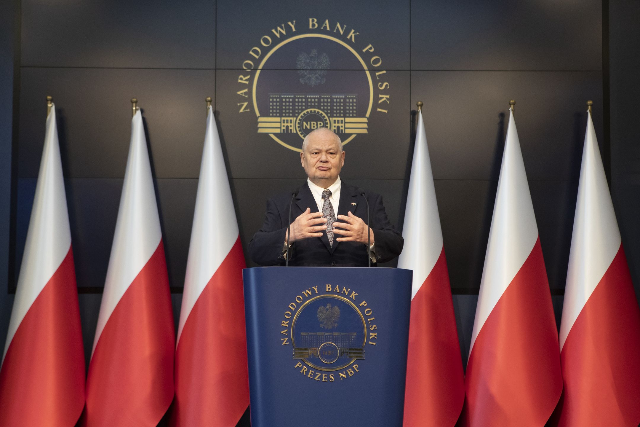 06.05.2022. Warszawa. Konferencja prasowa prezesa Narodowego Banku Polskiego po posiedzeniu Rady Polityki Pienieznej.  n/z Adam Glapinski