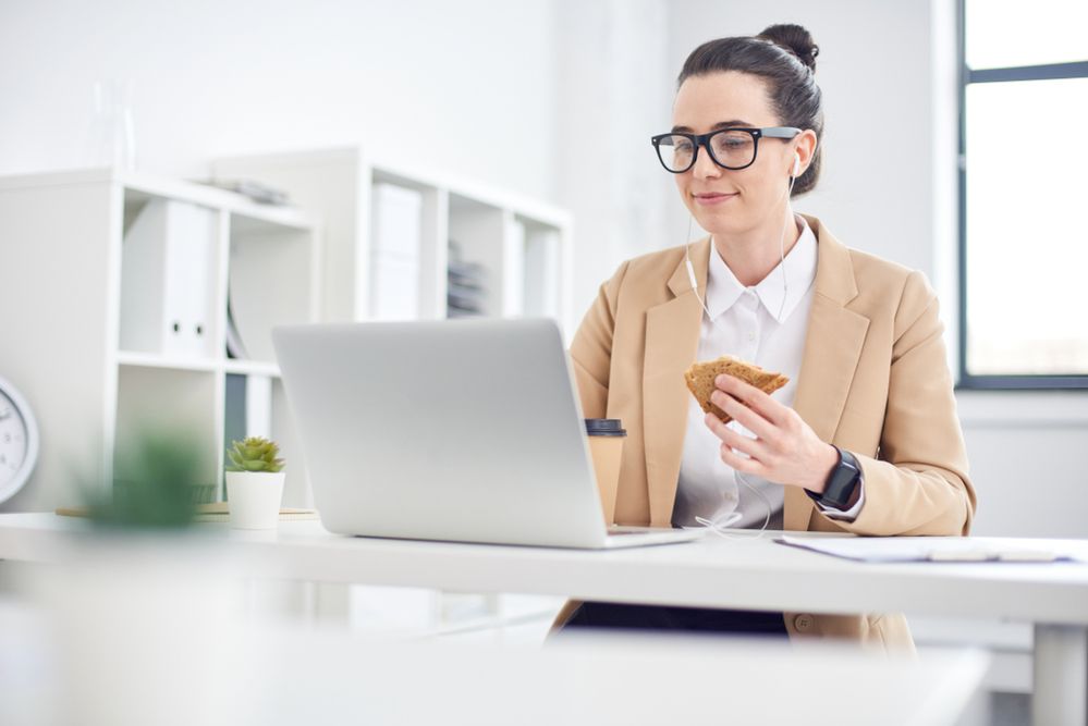 Brak sesji prowadzonych przez kobiety problemem dla bojowników o równość płci, fot. Shutterstock.com
