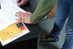 Warszawa. Zdemolował przystanek. Twierdził, że kolekcjonuje rozkłady jazdy