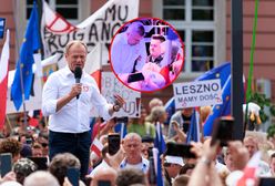 Ludzie mdleli na wiecu Tuska we Wrocławiu. Policja podsumowuje