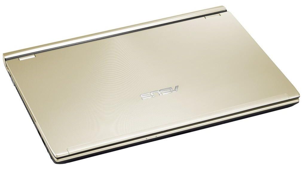 Asus U46 - lekki, solidny i żywotny 1