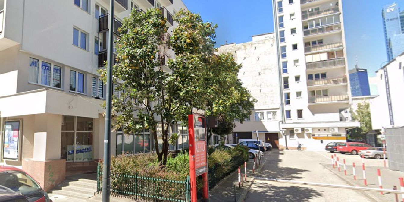 Kobieta zamieniła życie mieszkańców tej okolicy w centrum Warsza