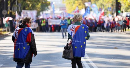 Wrocław. "My zostajemy w Europie". Protest na placu Solnym