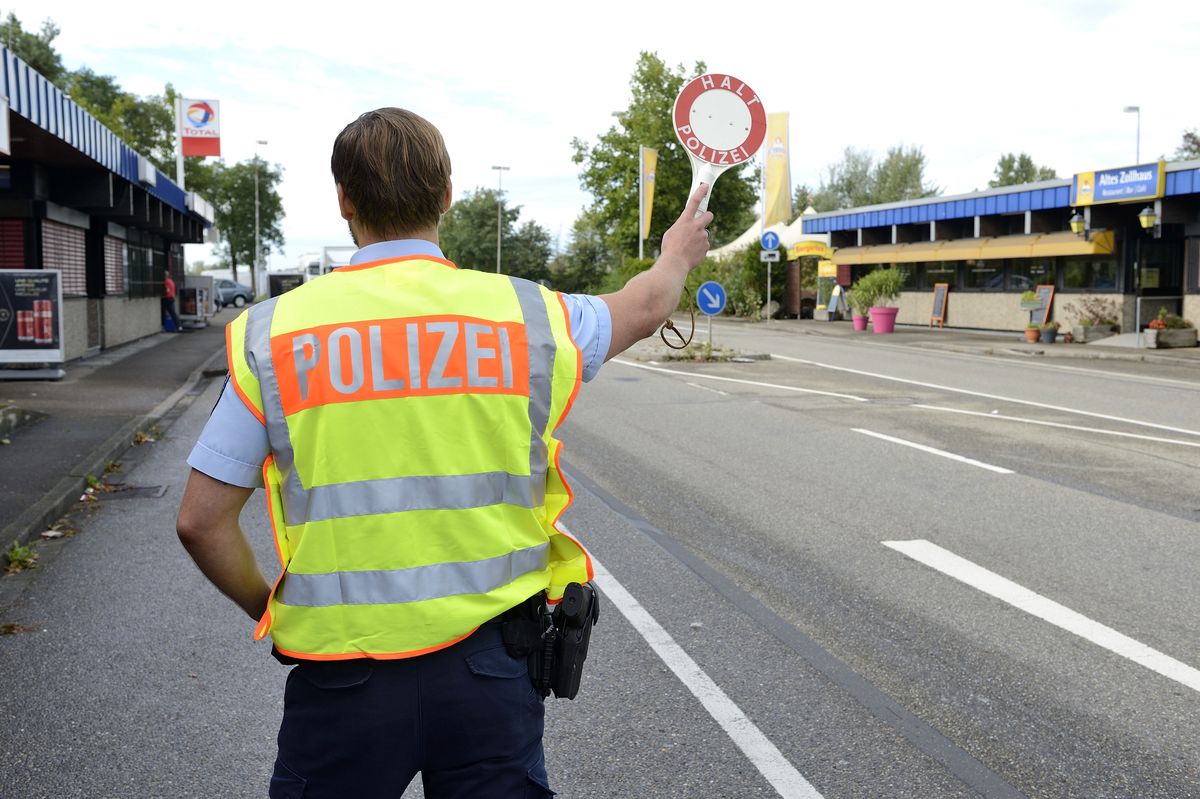 niemcy, fajerwerki, przemyt 90 kg fajerwerków. Udaremniono przemyt z Polski