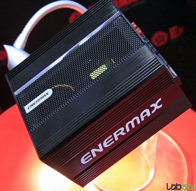 Enermax pasywny zasilacz CeBIT 2013 zdjęcie